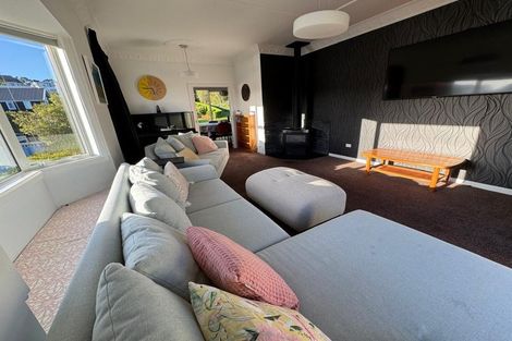 Photo of property in 9 Benares Street, Khandallah, Wellington, 6035