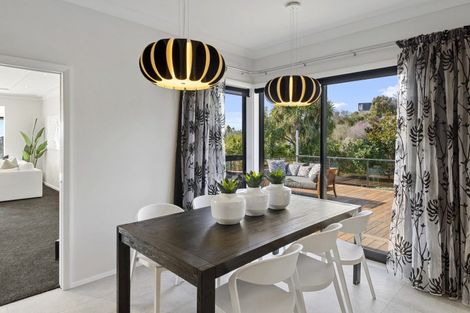Photo of property in 37 Penruddock Rise, Westmorland, Christchurch, 8025