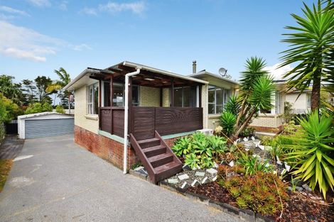 Photo of property in 56 Fitzwater Place, Henderson, Auckland, 0612