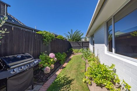 Photo of property in 2/48 Staveley Street, Avonhead, Christchurch, 8042