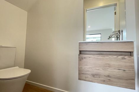 Photo of property in 88 Holly Road, St Albans, Christchurch, 8014