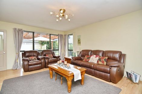 Photo of property in 35 Kingsbury Avenue, Rangiora, 7400