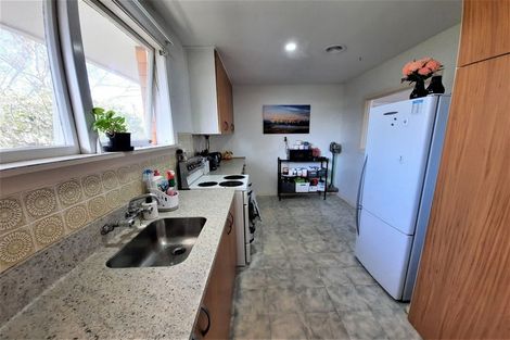 Photo of property in 43 Prestons Road, Redwood, Christchurch, 8051