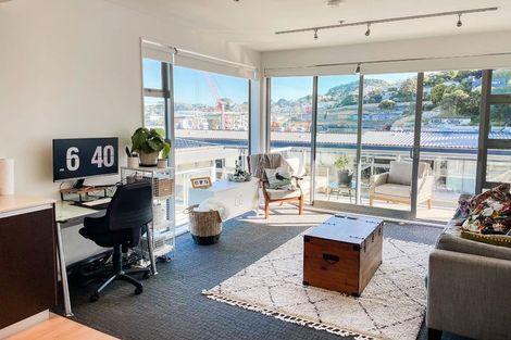 Photo of property in Revolucion Apartments, 405n/28 Torrens Terrace, Mount Cook, Wellington, 6011