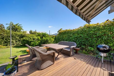 Photo of property in 8 Rakau Street, Havelock North, 4130