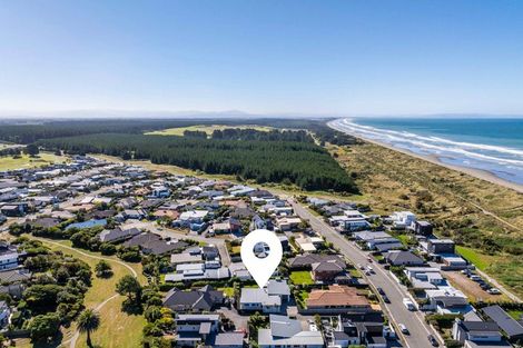 Photo of property in 101 Aston Drive, Waimairi Beach, Christchurch, 8083