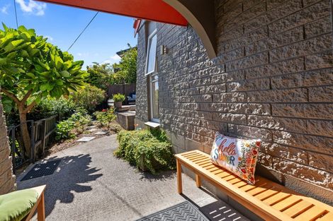 Photo of property in 4 Crownhill Street, Spotswood, New Plymouth, 4310