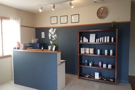 Photo of property in 128 Wilsons Road, Saint Martins, Christchurch, 8022