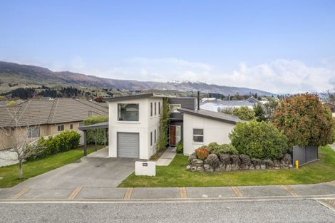 Photo of property in 9 Matthews Crescent, Cromwell, 9310