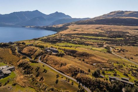 Photo of property in 4 Fairway Drive, Jacks Point, Queenstown, 9371