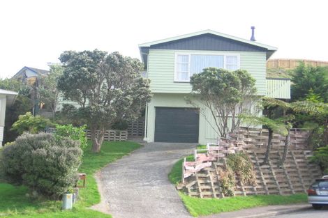 Photo of property in 11 Glenamoy Crescent, Johnsonville, Wellington, 6037