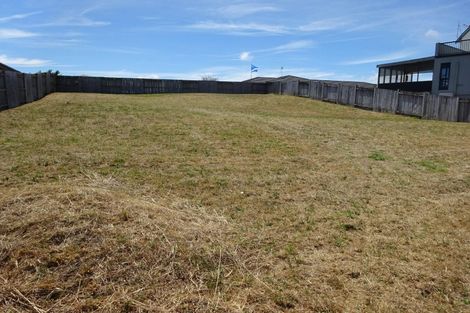 Photo of property in 13 Teppett Place, Foxton Beach, Foxton, 4815