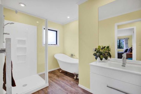 Photo of property in 2 Te Ara Karoiroa Road, 4374