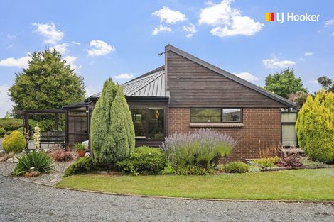 Photo of property in 43 Halfway Bush Road, Halfway Bush, Dunedin, 9076