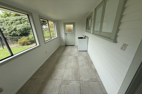 Photo of property in 21 Routley Drive, Glen Eden, Auckland, 0602