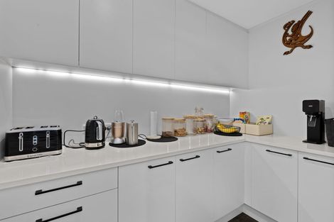 Photo of property in 11 Brennan Avenue, Te Atatu Peninsula, Auckland, 0610