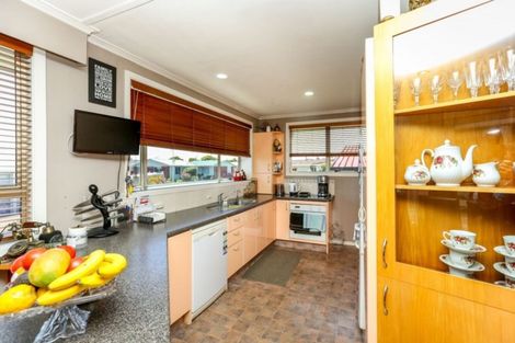 Photo of property in 12a Severn Place, Spotswood, New Plymouth, 4310