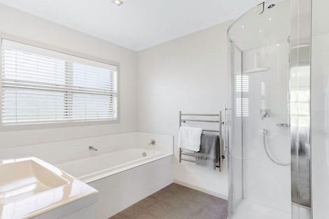 Photo of property in 19 Valley Grove Way, Bethlehem, Tauranga, 3110