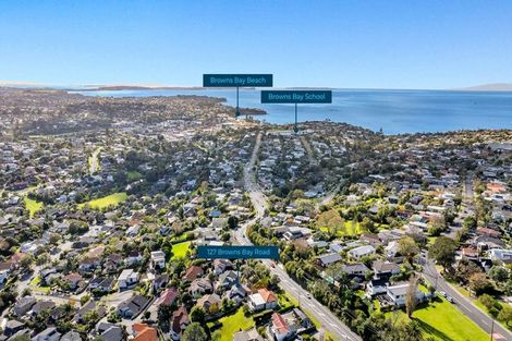 Photo of property in 127 Browns Bay Road, Browns Bay, Auckland, 0630