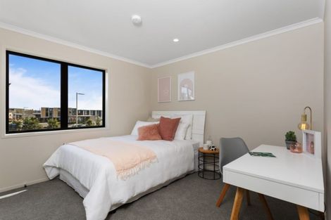 Photo of property in 22 Peihana Road, Hobsonville, Auckland, 0616