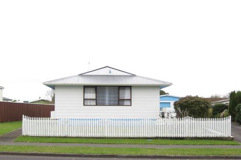 Photo of property in 51 Sunnyvale Street, Bell Block, New Plymouth, 4312
