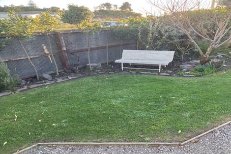 Photo of property in 109 Beachville Road, Redcliffs, Christchurch, 8081