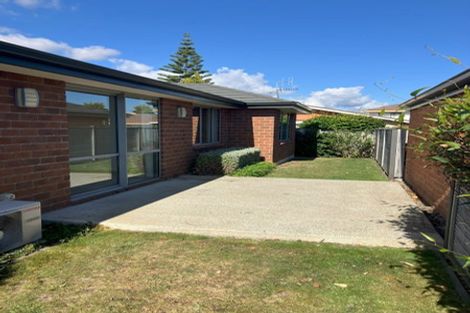 Photo of property in 1 Acorn Way, Stoke, Nelson, 7011