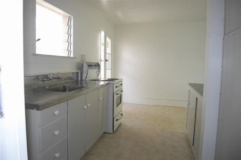 Photo of property in 1a Rimu Street, New Lynn, Auckland, 0600