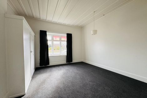 Photo of property in 74 Chelwood Street, Takaro, Palmerston North, 4412