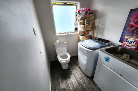 Photo of property in 60 Burundi Avenue, Clendon Park, Auckland, 2103