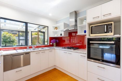 Photo of property in 16 San Vito Place, Paraparaumu Beach, Paraparaumu, 5032