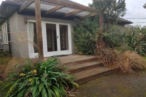 Photo of property in 350 Riverlaw Terrace, Saint Martins, Christchurch, 8022
