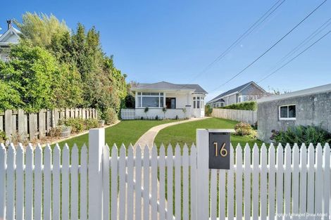 Photo of property in 16 Greta Street, South Hill, Oamaru, 9400