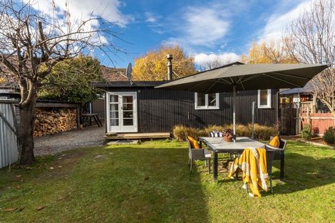 Photo of property in 38 Centennial Avenue, Arrowtown, 9302