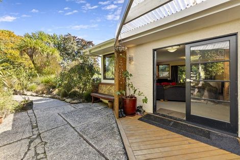 Photo of property in 37 Porterfield Street, Macandrew Bay, Dunedin, 9014