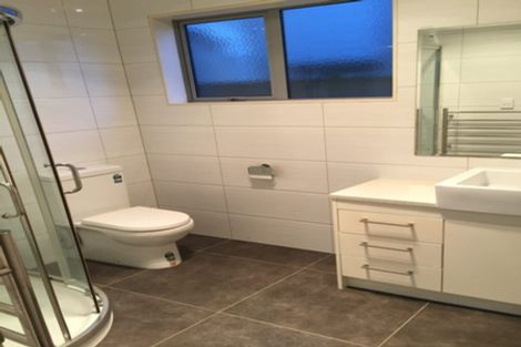 Photo of property in 18 Kira Road, Flat Bush, Auckland, 2016