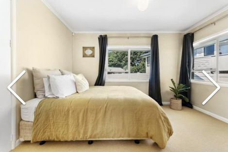 Photo of property in 33 Covil Avenue, Te Atatu South, Auckland, 0610