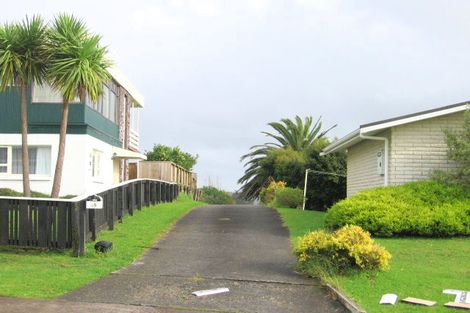 Photo of property in 45 Rosario Crescent, Red Beach, 0932