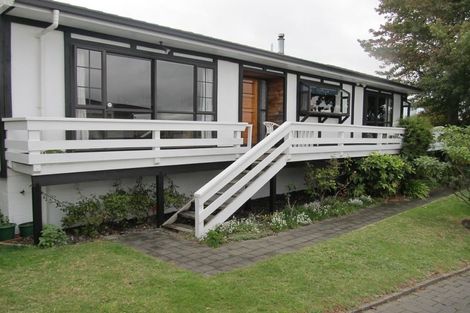 Photo of property in 40 Puriri Street, Hilltop, Taupo, 3330
