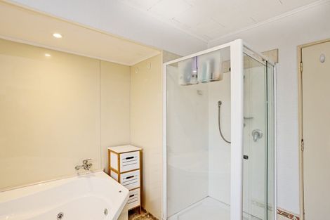 Photo of property in 92 Gladstone Terrace, Gladstone, Invercargill, 9810