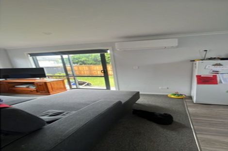 Photo of property in 10 Blanche Way, Half Moon Bay, Auckland, 2012