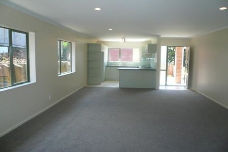 Photo of property in 18 Shah Place, Glen Eden, Auckland, 0602