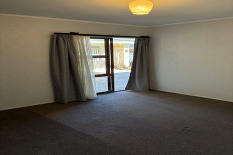Photo of property in 10 The Spinney, Pahurehure, Papakura, 2113
