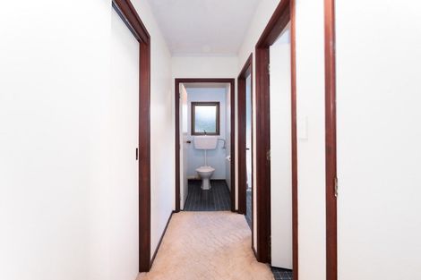 Photo of property in 1/7 Alston Avenue, Kelston, Auckland, 0602