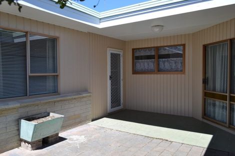 Photo of property in 3/394 Gloucester Street, Taradale, Napier, 4112