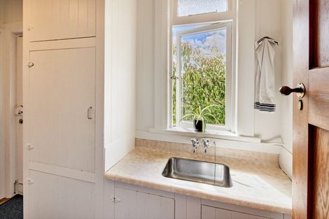 Photo of property in 132-136 Washington Avenue, Brooklyn, Wellington, 6021