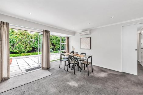 Photo of property in 27 Tui Street, Fendalton, Christchurch, 8041