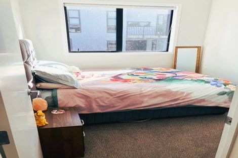 Photo of property in 8 Equine Way, Brookfield, 3110