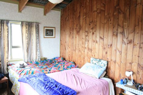 Photo of property in 236 Kiwitahi Road, Helensville, 0875