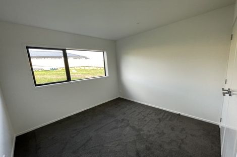 Photo of property in 25 Paihere Street, Huapai, 0810